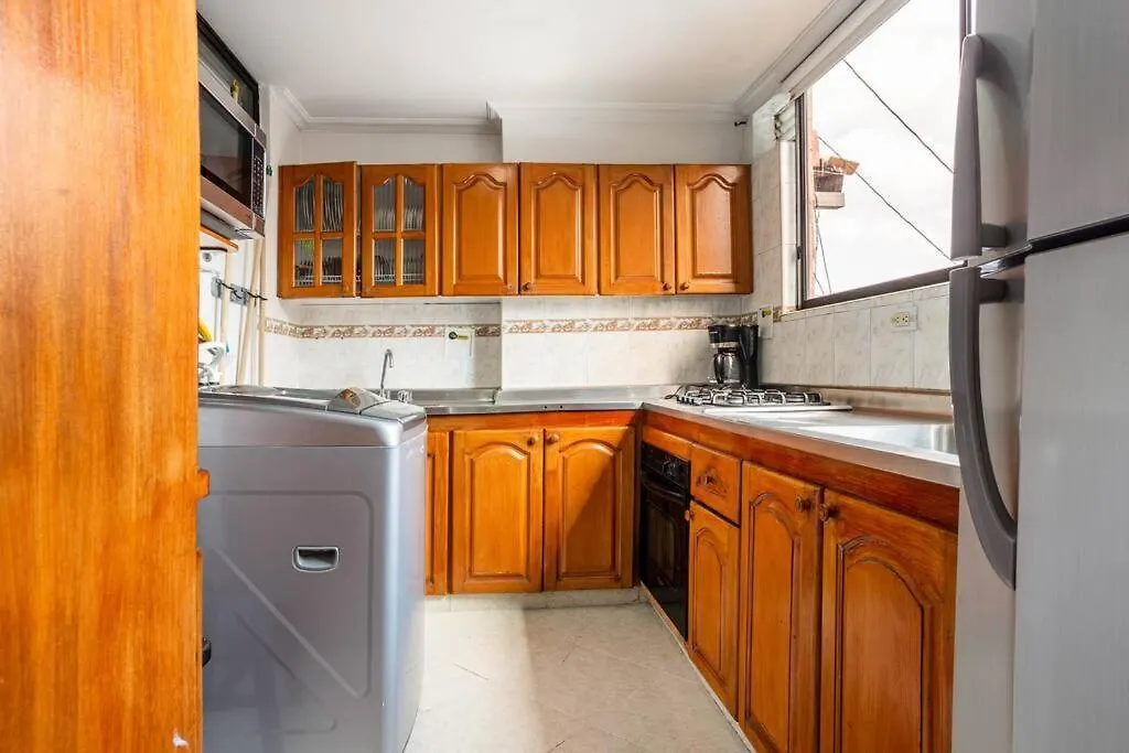 Apartamento Alojamiento Turistico Laureles, Buena Ubicacion Medellín Colombia
